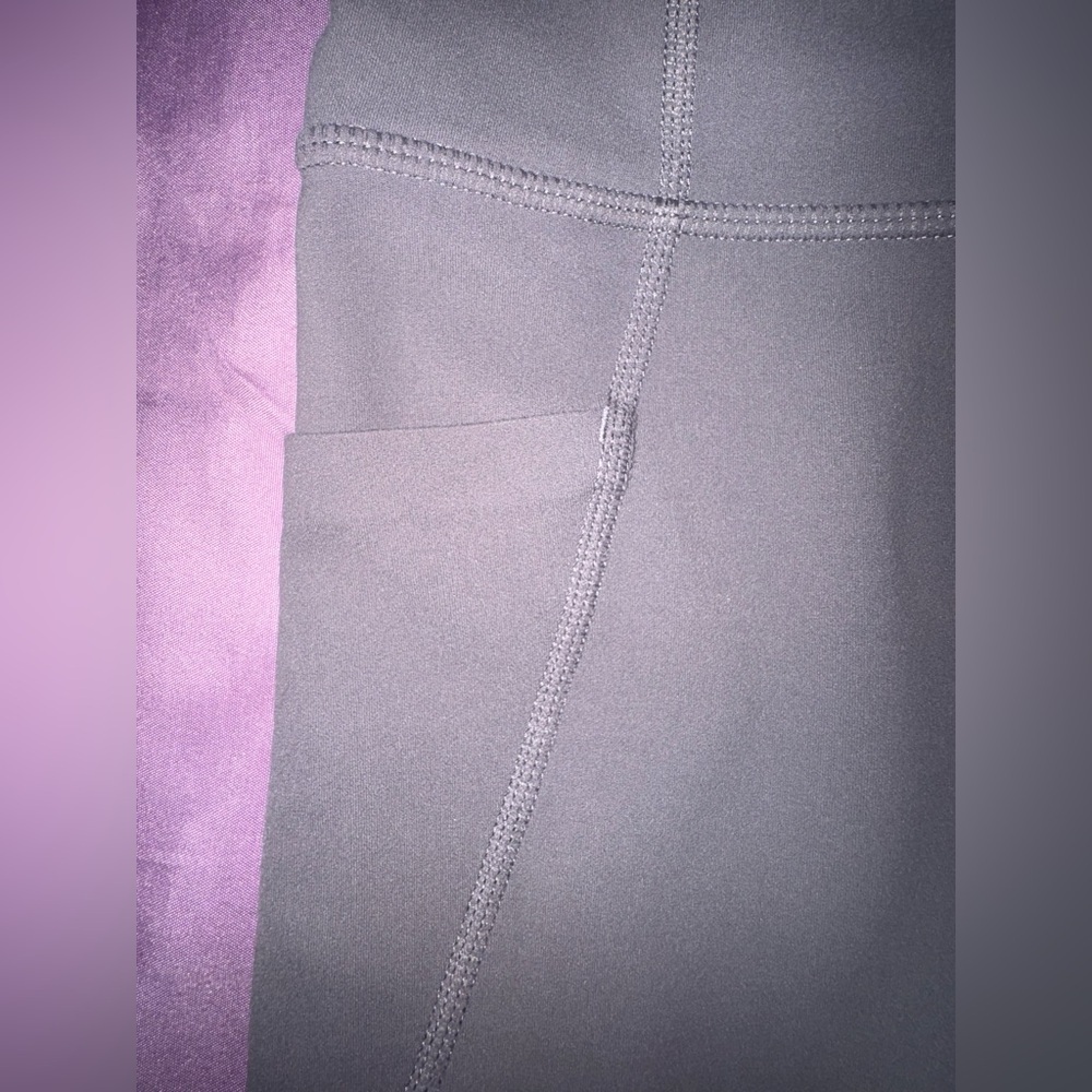 Athleta Modblock Salutation Leggings size Small. EUC - Picture 5 of 12
